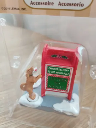 Figura Lemax Perro con Buzón Navidad Nueva