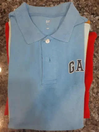 Polo GAP azul 12 anos