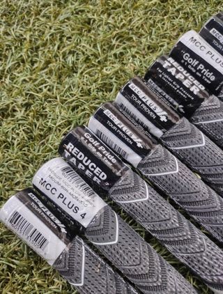 Golf Pride MCC Plus 4 Midsize