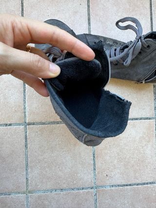 Scarpe ragazza grigie con borchie 36