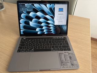 MacBook Pro Gris Espacial Touch bar 13”
