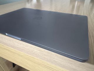 MacBook Pro Gris Espacial Touch bar 13”