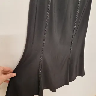 Gonna nera elegante con paillettes