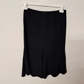 Gonna nera elegante con paillettes