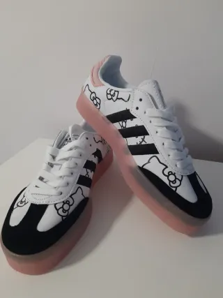 Zapatillas Adidas Samba x Hello Kitty Blancas Rosa