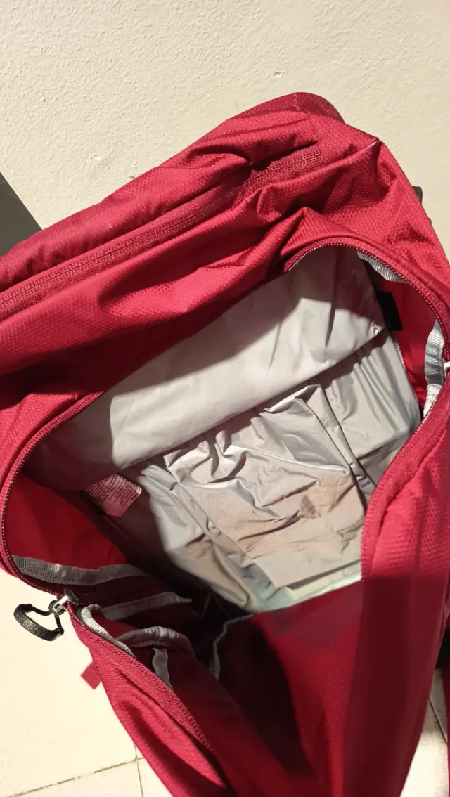 Mochila Osprey Hikelite 28 Sangría