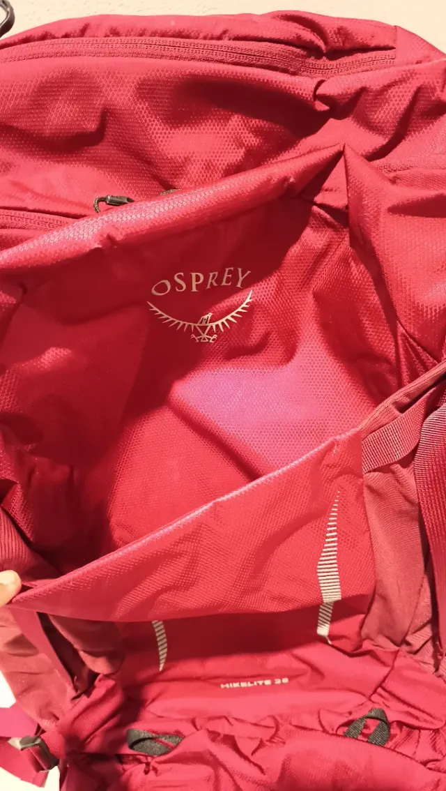 Mochila Osprey Hikelite 28 Sangría