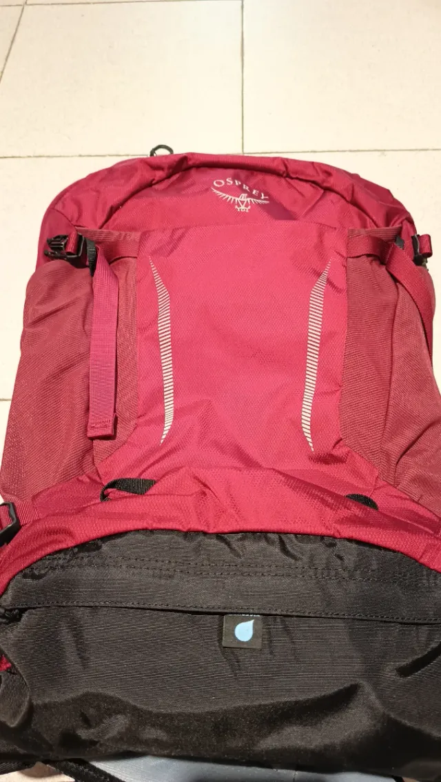 Mochila Osprey Hikelite 28 Sangría