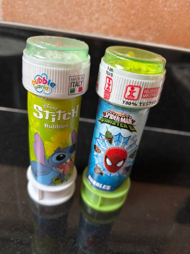 Bolle di sapone Stitch e Spiderman