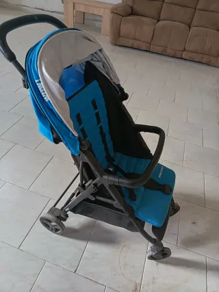 Silla de paseo azul