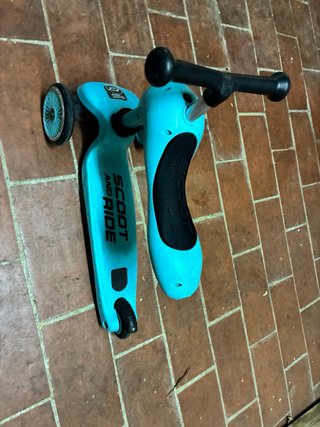 Patinete 2 en 1 Scoot & Ride Azul en buen estado