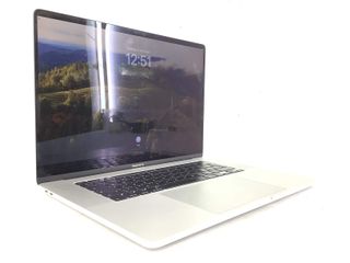 portatil apple apple macbook pro core i9 2.3 16 touchbar (2019) (a2141)