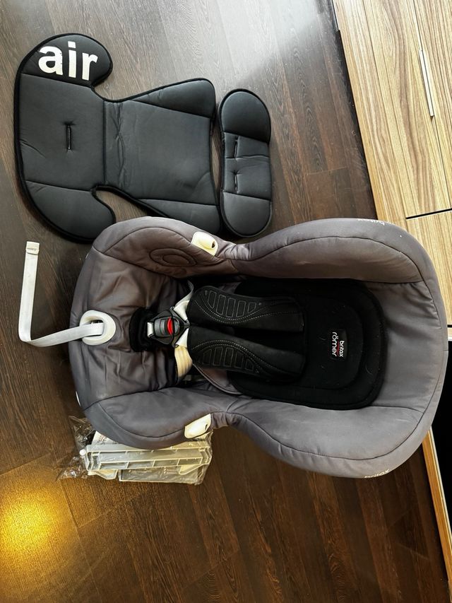 Silla de coche Britax Römer gris
