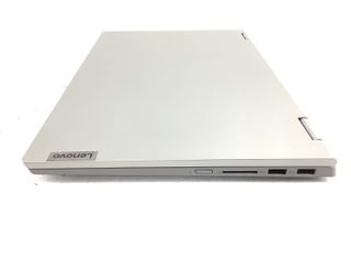pc portatil lenovo 82hs
