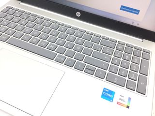 pc portatil hp 15-fd0240ns