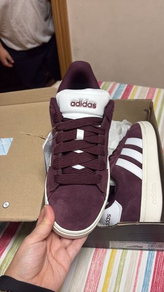 Zapatillas Adidas Grand Court Alpha Granate/Blanco