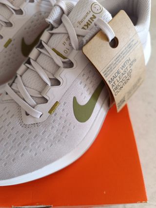 Zapatillas running mujer Nike lila/verde