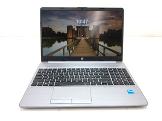 pc portatil hp 250 g8