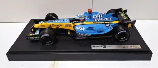 Miniatura Renault F1 R25 Fernando Alonso Hot Wheel