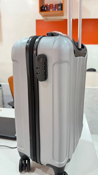 Maleta de mano NUEVA Galant GRIS Rígida 4 Ruedas