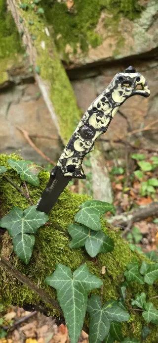 Navaja BOKER Calaveras