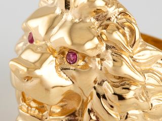 sello oro 18k con piedra con circonita