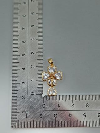 Colgante de Oro 18K, Cruz Corazones, 2,1gr, 2,5cm