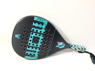 pala de padel wolf on wings turquise magic full carbon