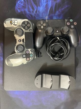 PS4 Slim Negra + Accesorios