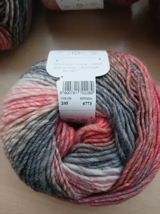 12 Ovillos Lana Chirimiri Rosas Crafts Estampada.