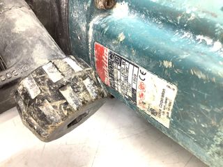 martillo electrico makita hm1202c