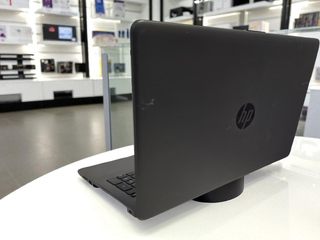 HP   15.6 Laptop i7 - 8 GB/ 16GB RAM   WIN11
