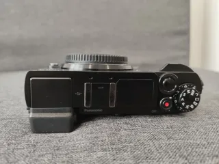 Panasonic Lumix GX9 Como Nueva (1400 disparos)