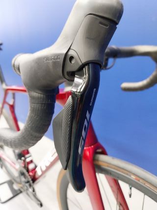 Trek Madone SL 6 Gen 8 Talla L Carbono