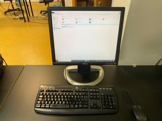 Ordenador Sobremesa Fujitsu Negro/Rojo