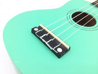 ukelele sin marca sin modelo