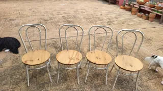 Sillas metal y madera