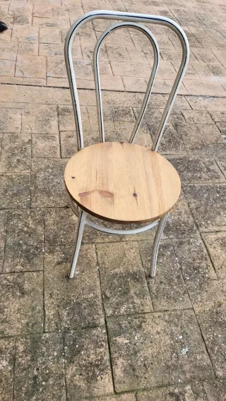 Sillas metal y madera