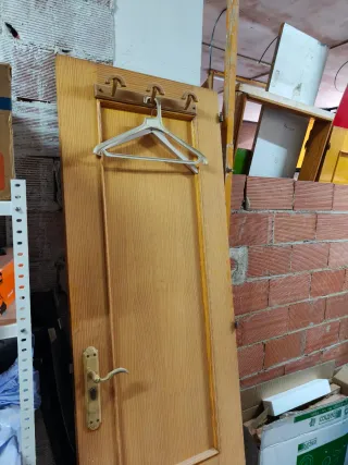 Puerta de madera interior