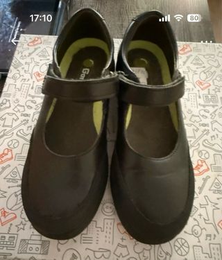 Zapatos niña talla 35 perfecto estado 