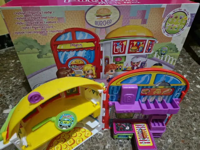 Pinypon Burger Food Truck y Figuras