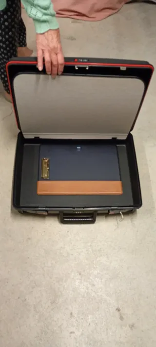 Valigetta Delsey Nera Porta Documenti