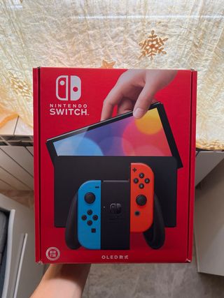 Nintendo Switch OLED Azul/Rojo. Como nueva.