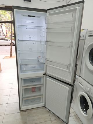 Nevera LG Metal Plateada