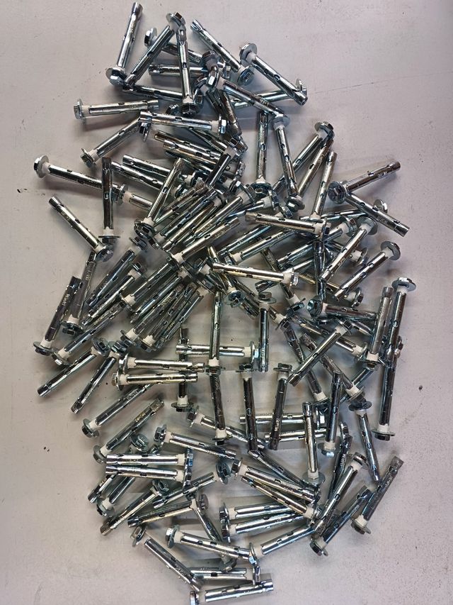 Lote 118 anclajes Würth W-HR ZN S