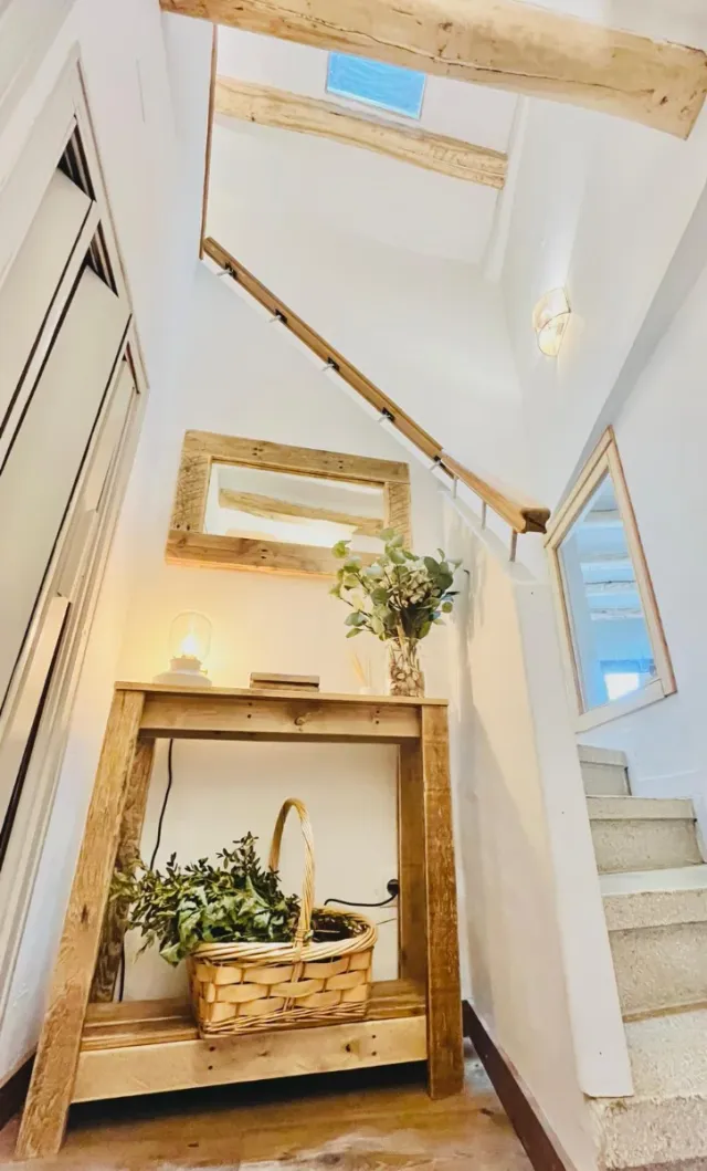 Mobili d'ingresso in stile rustico