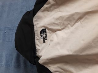 Chaqueta The North Face Talla L Blanco hueso/Negra