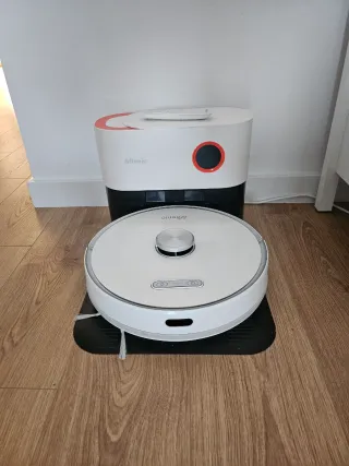Robot Aspirador y Friegasuelos Automático