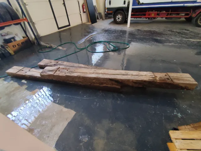 3 Vigas de madera rústica