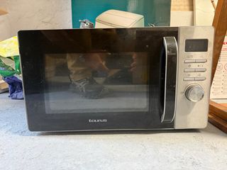 Microondas Taurus 1000W